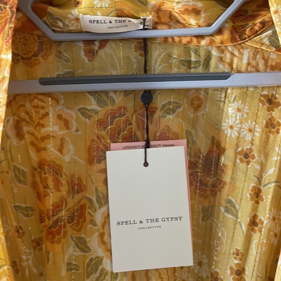 MYSTIC TASSELLED ROBE IN SUNFLOWER - Picture 6 of 10